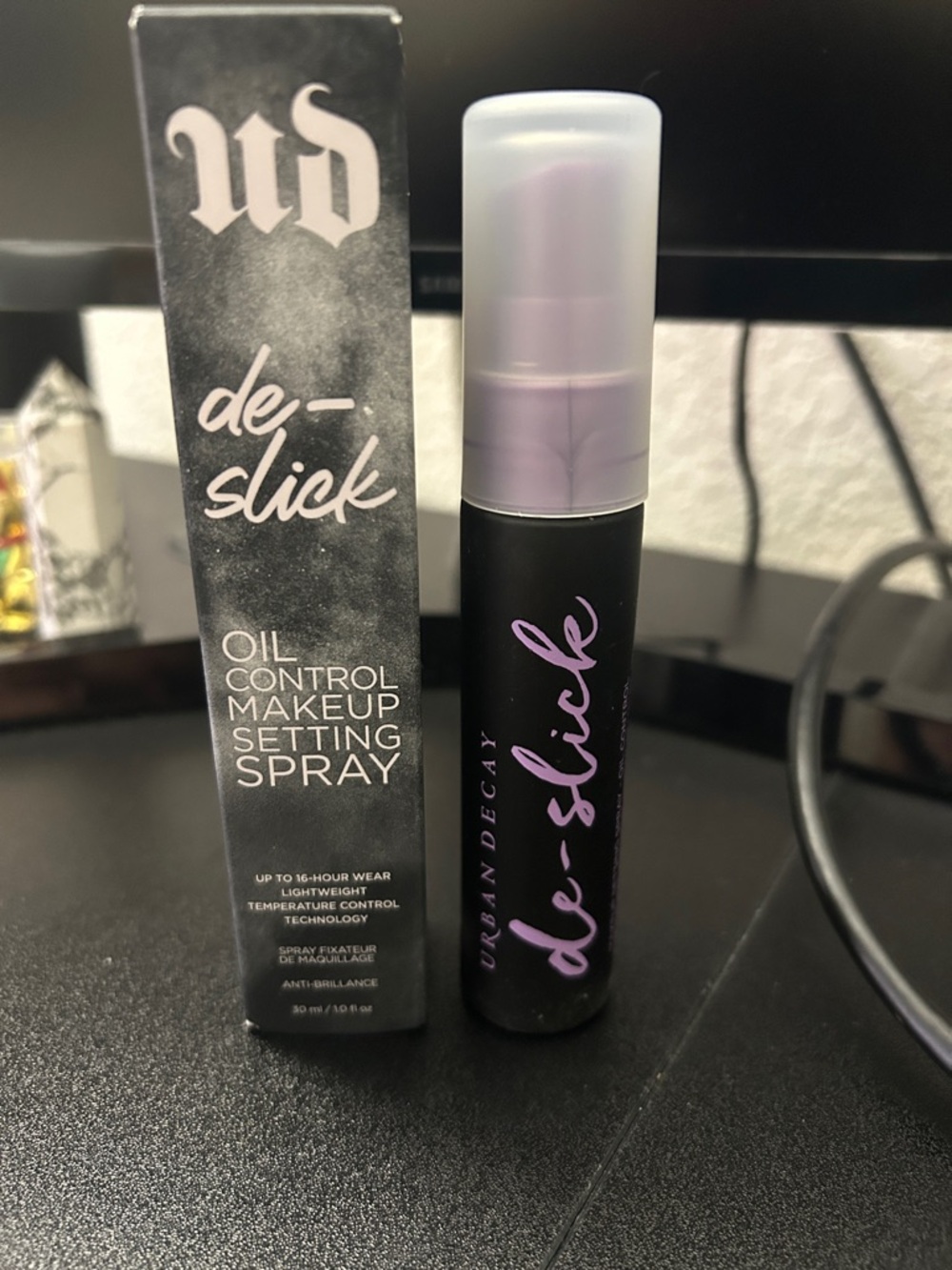 Urban Decay De-Slick Oil Control Makeup Setting Spray